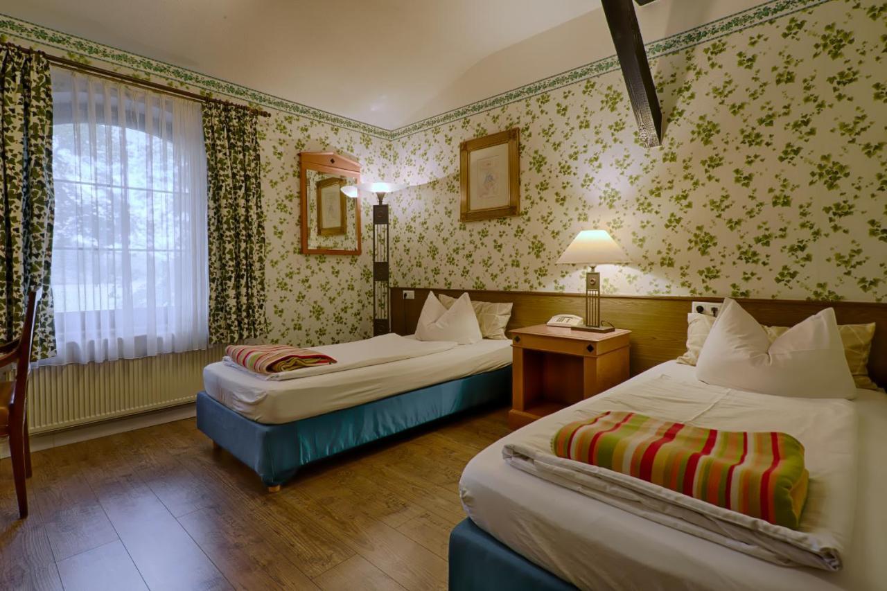 Bed and Breakfast Waldschlösschen Mittenwalde Exterior foto